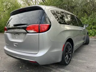 2017 Chrysler Pacifica Touring Plus