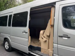 2005 Dodge Sprinter 2500