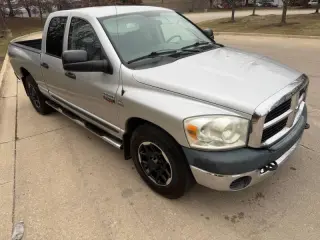 2009 Dodge Ram 2500 SXT