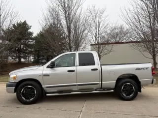 2009 Dodge Ram 2500 SXT