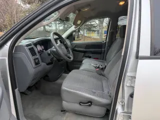 2009 Dodge Ram 2500 SXT
