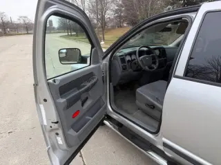 2009 Dodge Ram 2500 SXT
