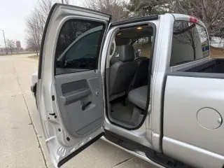 2009 Dodge Ram 2500 SXT