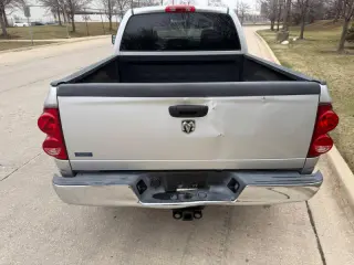2009 Dodge Ram 2500 SXT