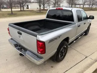 2009 Dodge Ram 2500 SXT