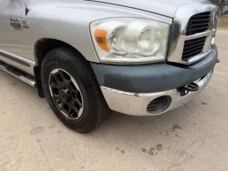 2009 Dodge Ram 2500 SXT