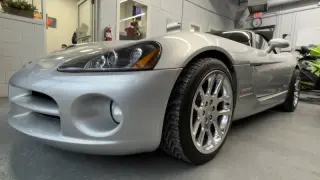 2005 Dodge Viper SRT-10