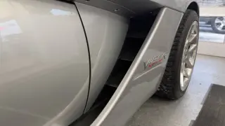 2005 Dodge Viper SRT-10
