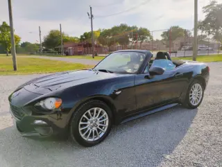 2017 FIAT 124 Spider Classica