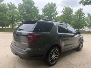 2018 Ford Explorer Sport
