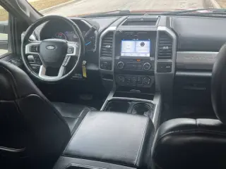 2019 Ford F-250 Super Duty Lariat