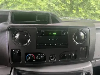 2016 Ford E-Series E-350 SD