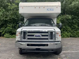 2016 Ford E-Series E-350 SD