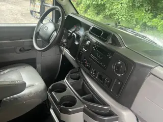 2016 Ford E-Series E-350 SD