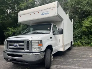 2016 Ford E-Series E-350 SD
