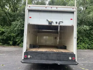 2016 Ford E-Series E-350 SD