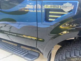 2009 Ford F-350 Super Duty Harley-Davidson
