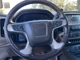 2019 GMC Sierra 3500HD Denali