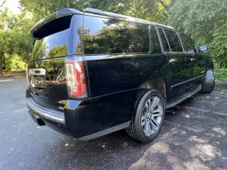 2017 GMC Yukon XL Denali