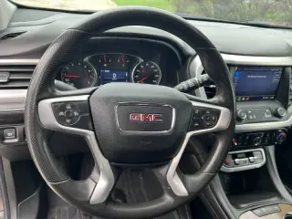 2021 GMC Acadia