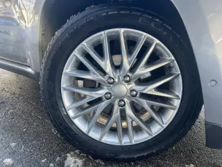 2018 Jeep Grand Cherokee Summit