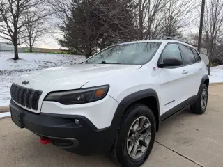 2020 Jeep Cherokee Trailhawk