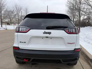 2020 Jeep Cherokee Trailhawk