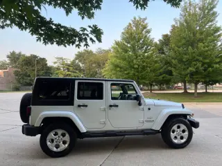 2013 Jeep Wrangler Unlimited Sahara
