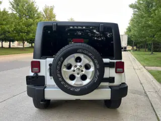 2013 Jeep Wrangler Unlimited Sahara