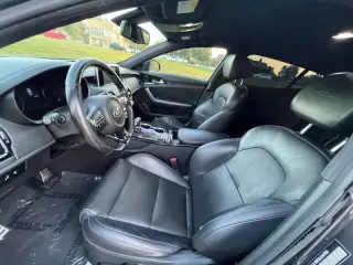 2020 Kia Stinger GT-Line