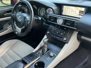 2018 Lexus RC 300