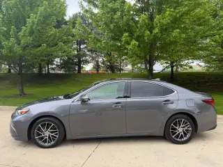 2017 Lexus ES 350