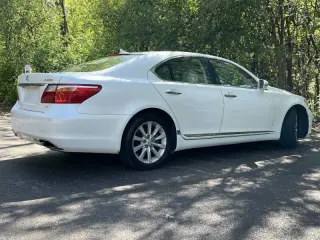 2012 Lexus LS 460