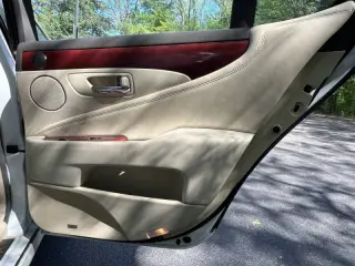 2012 Lexus LS 460