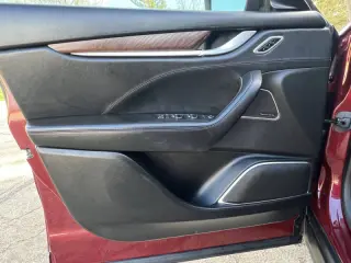 2017 Maserati Levante