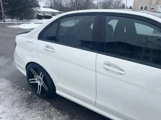 2010 Mercedes-Benz C-Class C 63 AMG