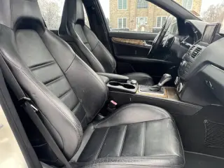 2010 Mercedes-Benz C-Class C 63 AMG