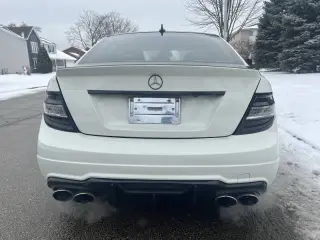 2010 Mercedes-Benz C-Class C 63 AMG