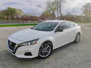 2020 Nissan Altima 2.5 SR
