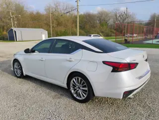 2020 Nissan Altima 2.5 SR