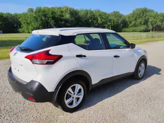 2020 Nissan Kicks