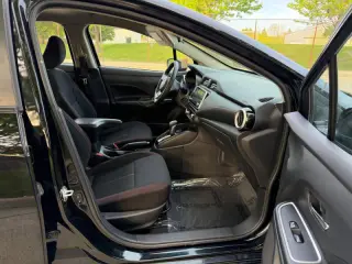 2021 Nissan Versa SR