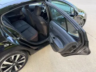 2021 Nissan Versa SR