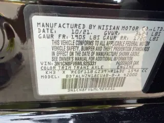 2021 Nissan Versa SR