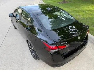 2021 Nissan Versa SR