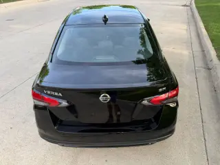 2021 Nissan Versa SR