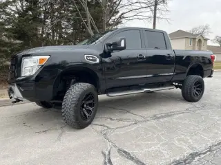 2020 Nissan Titan XD SV