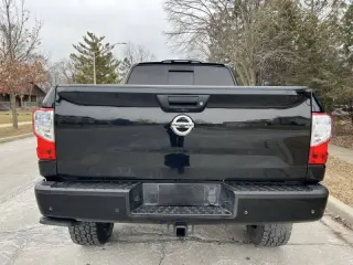 2020 Nissan Titan XD SV