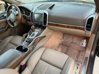 2011 Porsche Cayenne S