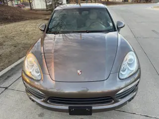 2011 Porsche Cayenne S